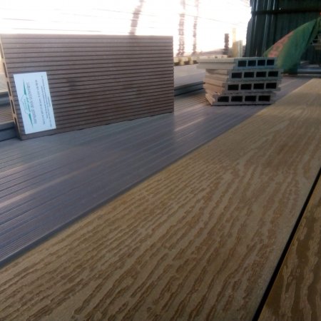 Kompozit Decking